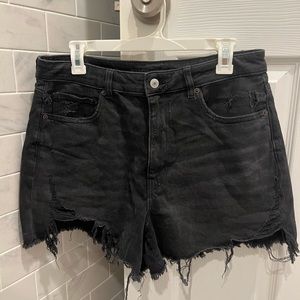 American Eagle size 12 highest rise black mom short